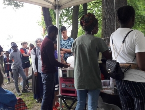 La queue pour les crêpes et barbe à papa