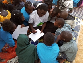 Ateliers de travaux manuels à l'école Baal
