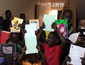 Des enfants heureux